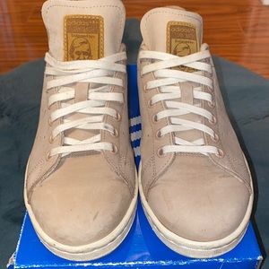 Adidas Stan Smith womens sneakers, tan color, size 7.5